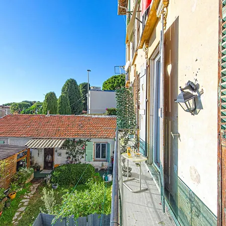2p Central&quiet In Cap D 'ail