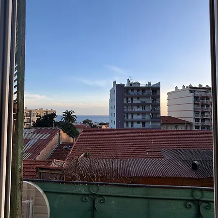 2p & Quiet In Cap D 'ail