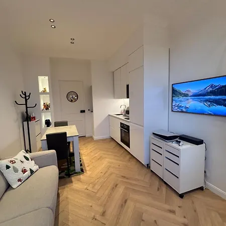 2p & Quiet In Cap D 'ail Apartmán *