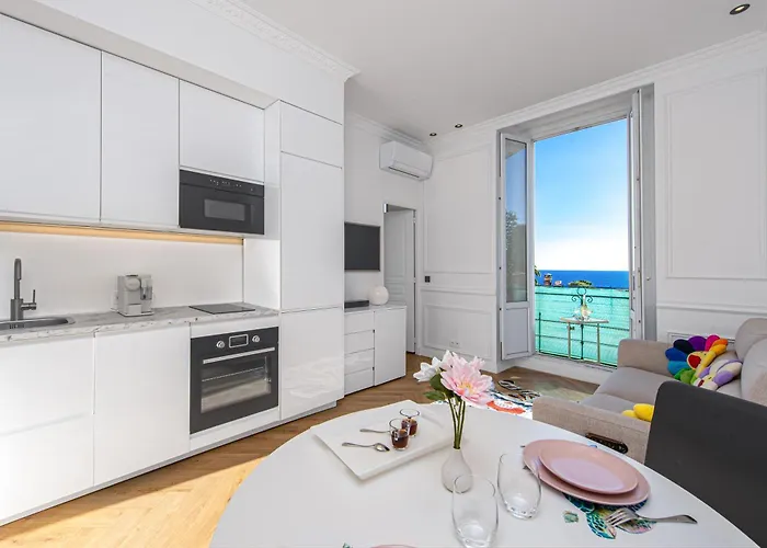 2p & Quiet In Cap D 'ail Apartment