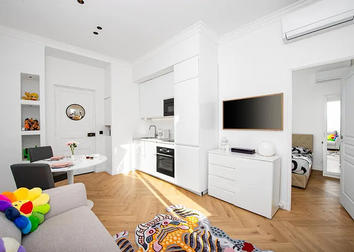 2p & Quiet In Cap D 'ail Apartment